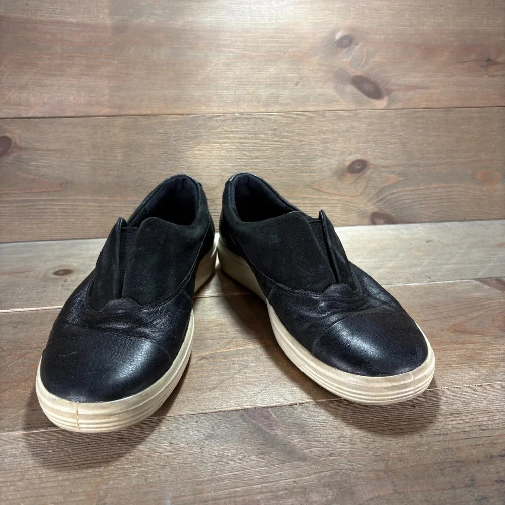 ECCO Soft 7 Womens size 37 shoes Black Leather Slip On Casual Comfort sneakers